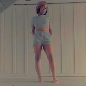 Meet your Posher, Trinaa